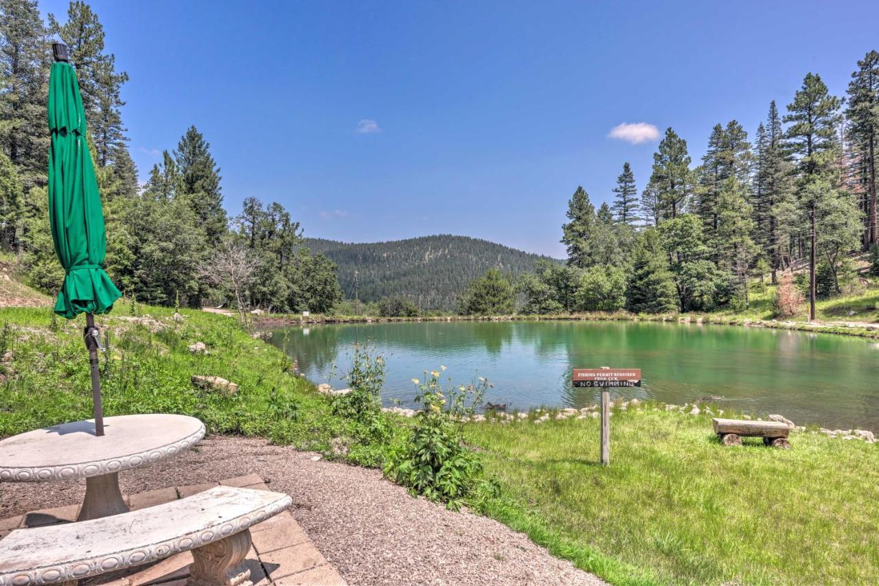 Casa Verde Cabin With Fire Pit 4 Mi To Ski كلاودكروفت المظهر الخارجي الصورة
